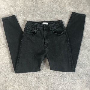 Zara :: Relaxed high rise jeans